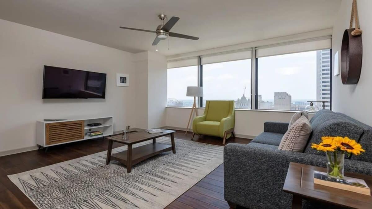 22Nd Fl Bold Cozysuites With Pool, Gym Dallas Dış mekan fotoğraf