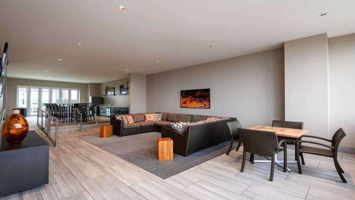 22Nd Fl Bold Cozysuites With Pool, Gym Dallas Dış mekan fotoğraf